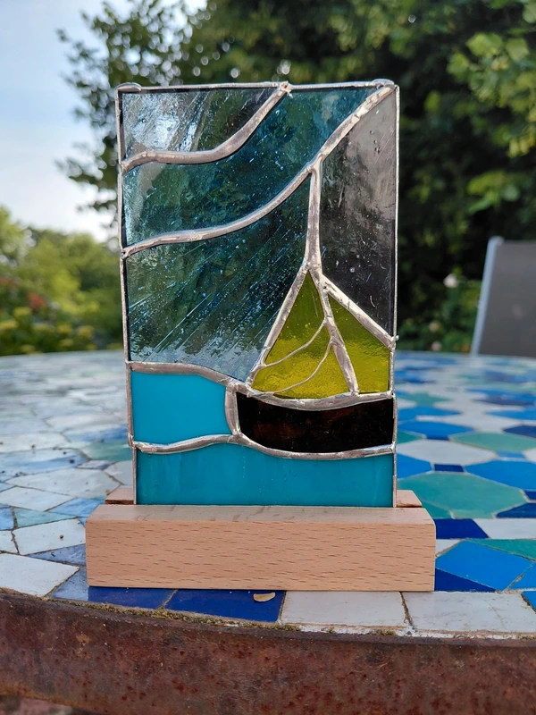 Vitrail avec le socle